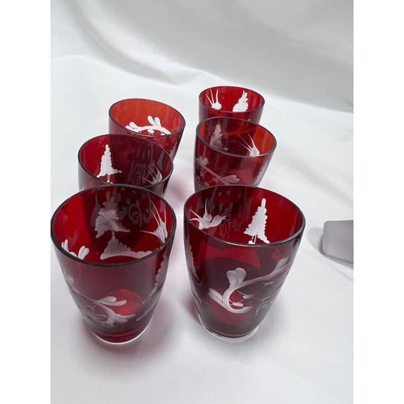 Bohemian Ruby Red etched Decanter with Cordial Glasses - Picture 4 of 8